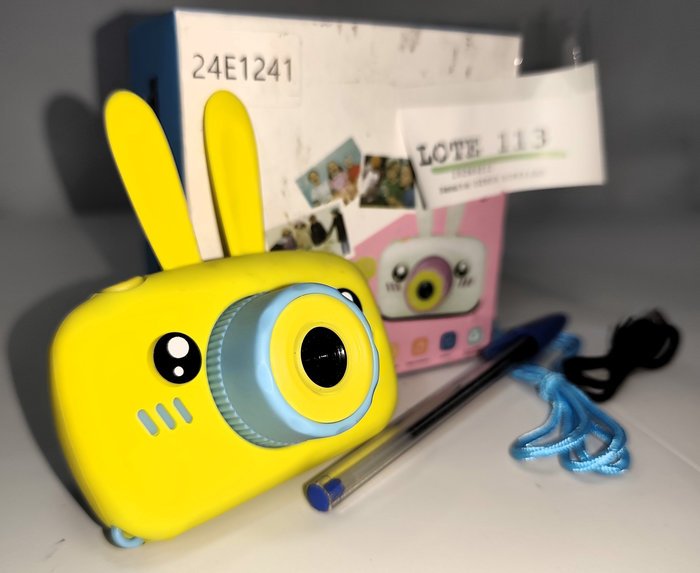 Cámara digital infantil con pantalla LED recargable - imagen 2