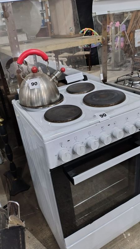 Cocina Eléctrica Marca James Cuatro Hornallas Funcionando Perfectamente - imagen 3