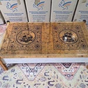 Mesa Ratona Vintage con Bar Interior y Diseño Náutico - imagen 5