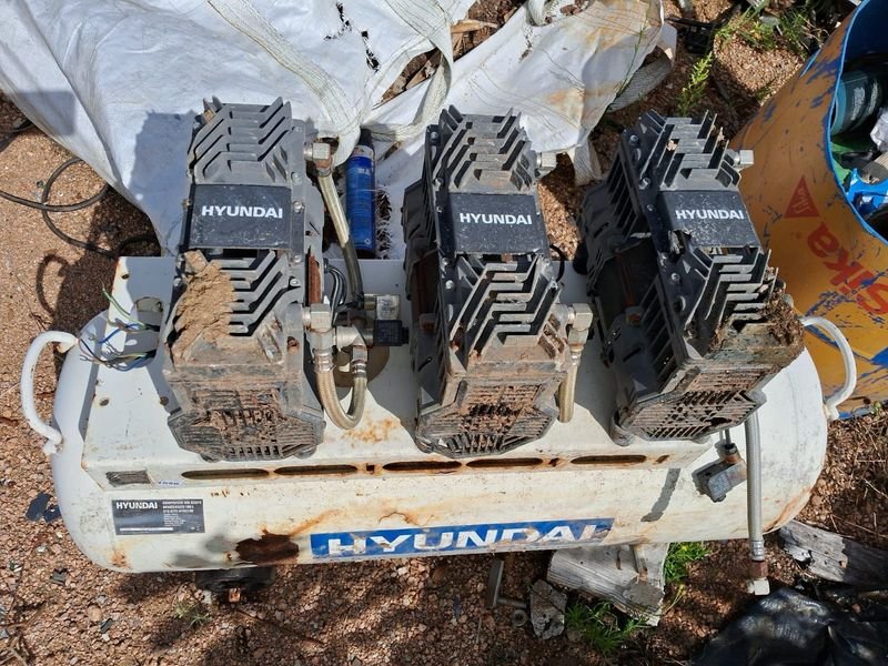 Item 896322 - Image 3