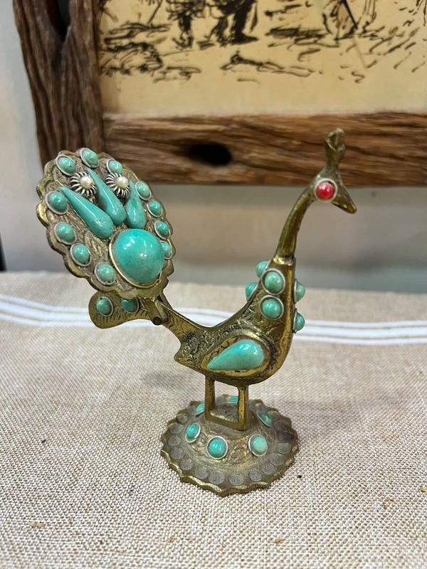 Figura Decorativa Pavo Real Dorado con Piedras Turquesa