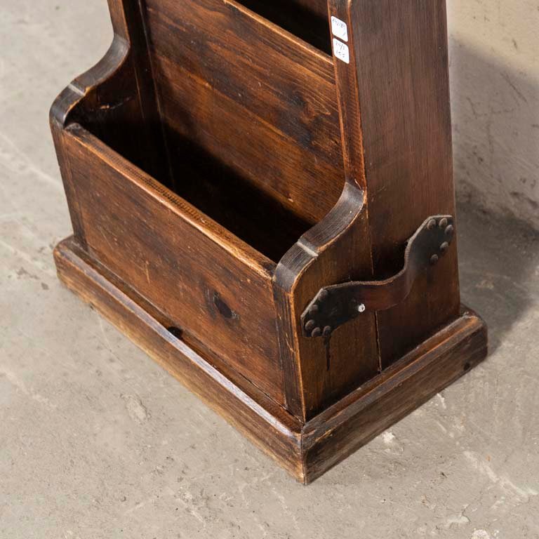 Revistero de madera con manijas de cuero - imagen 2