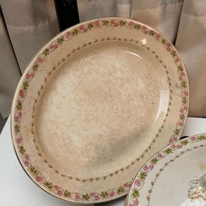 Juego de Vajilla Inglesa de Loza con Diseño Floral Rosa - imagen 2