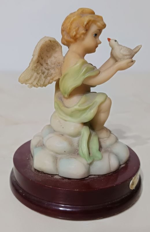 Figurita de Ángel con Paloma en Resina, Colección MONTEFIORI - imagen 7