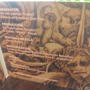 Álbum Musical "Del Gallinero a la Parrilla" de De Tres Patitos Project - imagen 3