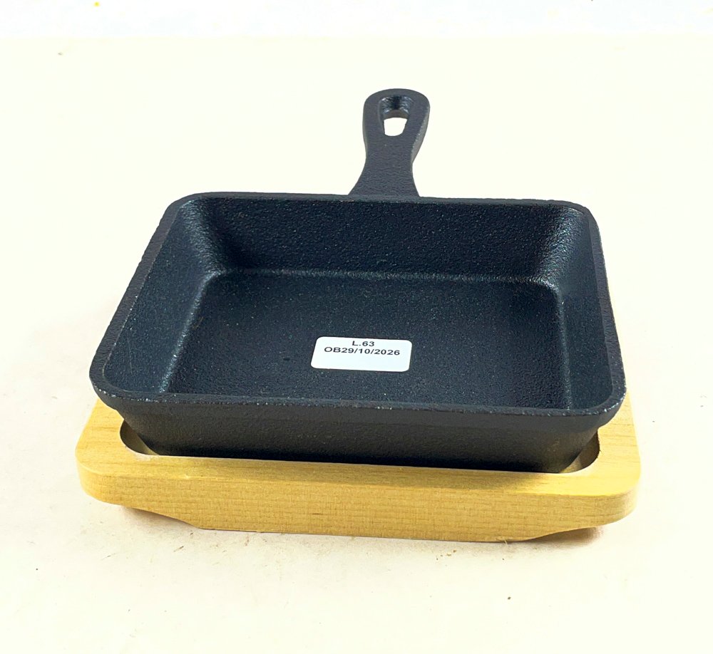 Sartén Cuadrada de Hierro Fundido con Base de Madera