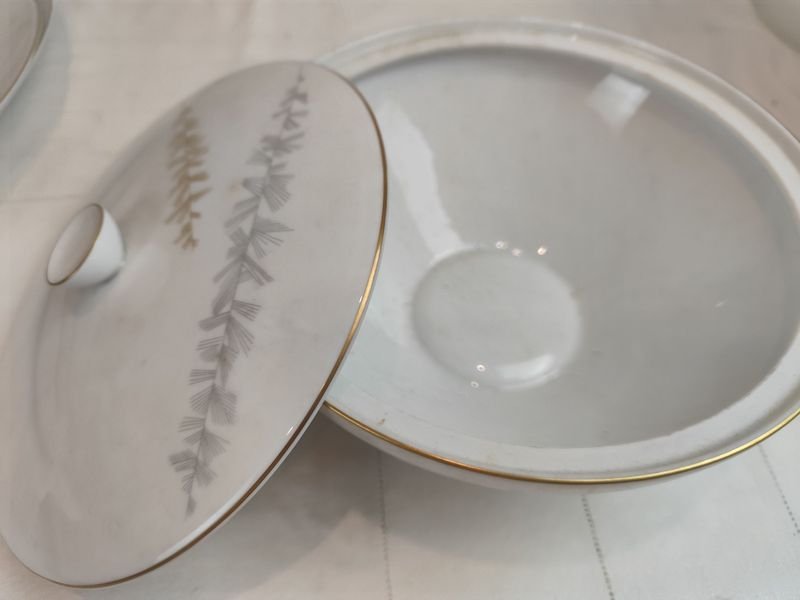 Porcelana HUTSCHENREUTHER de 20cm - Accesorios para el hogar - imagen 4