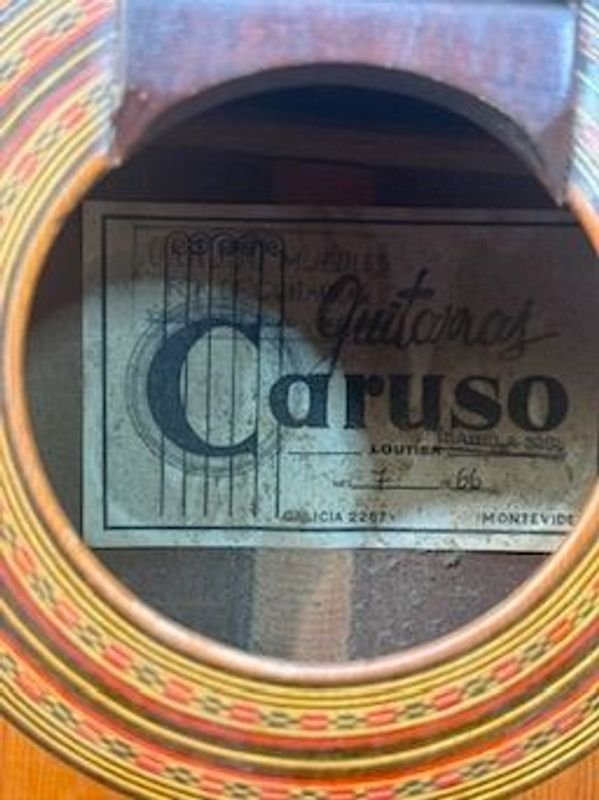 Guitarra criolla marca Caruso - Instrumento musical de alta calidad - imagen 2