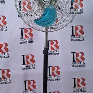 Ventilador de Pie Eléctrico con Base Redonda - imagen 4