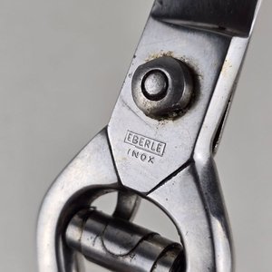 Lote Variado de Utensilios de Cocina y Herramientas: Cuchillos, Tijeras, Abrelatas y Más - imagen 10