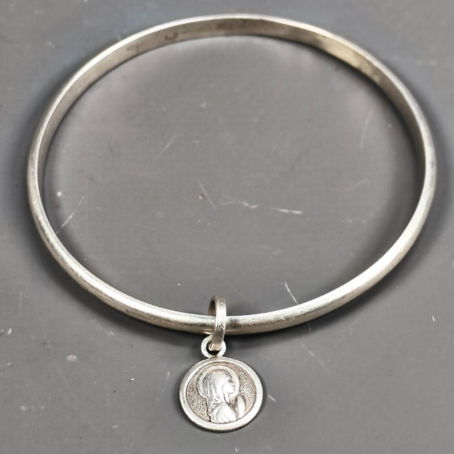 Item 16404 - Image 1