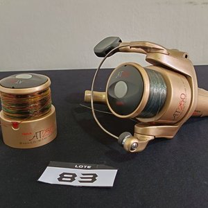 Lote siguiente: Reel de Pesca Quick AT250 Dorado con Carrete Adicional