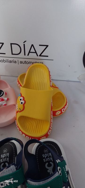 Calzado B26-4 Talle 32-33-34 - Ropa y Accesorios - imagen 3
