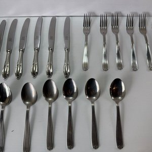 Lote siguiente: Juego de Cubiertos Hercules Inox: 6 Cuchillos, 6 Tenedores, 6 Cucharas Soperas