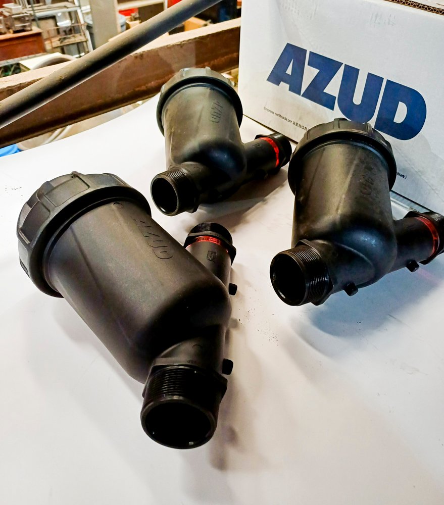 3 Filtros Azud Modelo 17L1F120 de 2" BSP