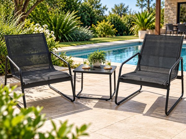 Juego de Patio Negro: 2 Sillones y Mesa con Tapa de Vidrio - imagen 1
