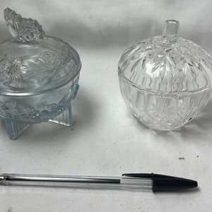 Set de 2 Carameleras de Vidrio Prensa con Tapa - imagen 1