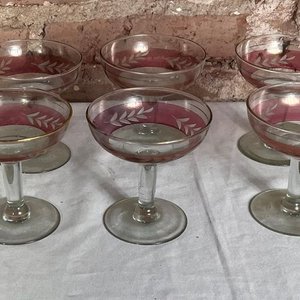 Juego de 6 Copas de Cristal Labrado con Detalle Rosa y Dorado - imagen 9