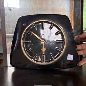 Lote anterior: Reloj de Mesa Adorno Negro con Detalles Dorados