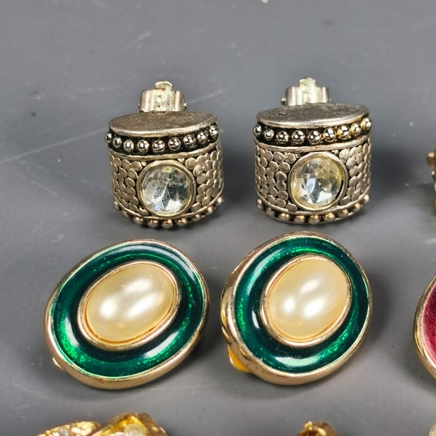 Item 16474 - Image 2