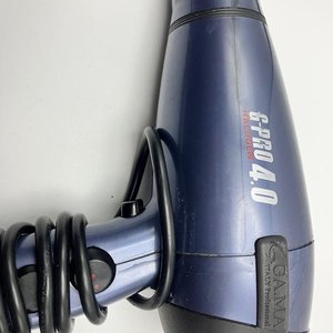Lote siguiente: Secador de pelo profesional usado de la reconocida marca GA.MA Italy, específicamente el modelo G-PRO 4.0 Halogen