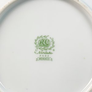 Doce Platos Hondos de Porcelana Noritake Monaco Blancos y Azules - imagen 3