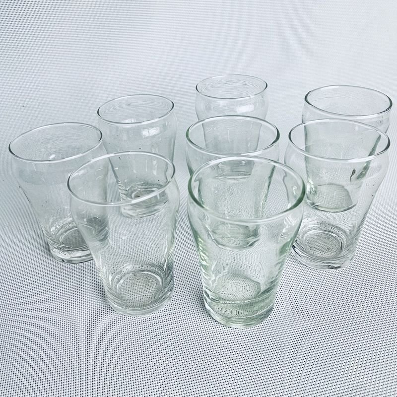 Vasos de vidrio claros para decoración