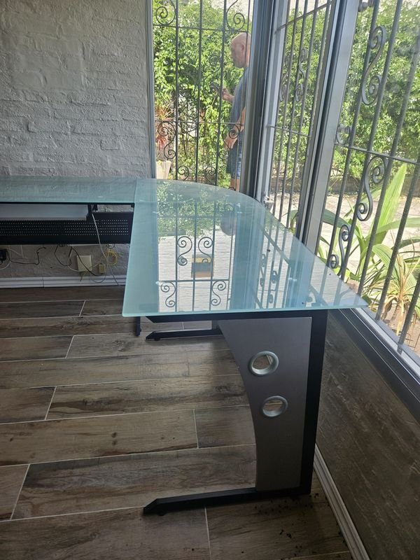 Item 898156 - Image 2