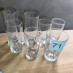 Lote siguiente: Set de 7 Vasos Altos de Vidrio Transparente