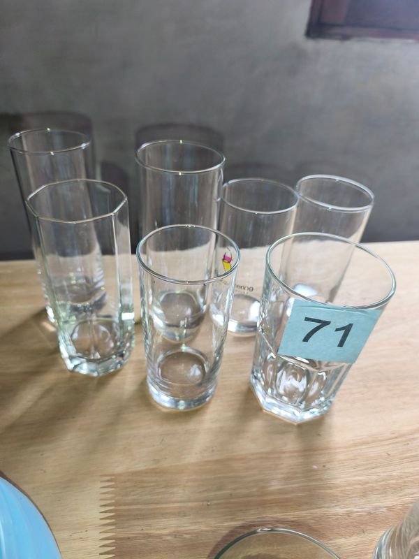 Set de 7 Vasos Altos de Vidrio Transparente
