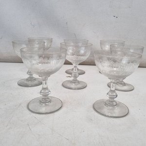 Set de 8 Copas Antiguas de Vidrio para Postre o Champagne - imagen 2