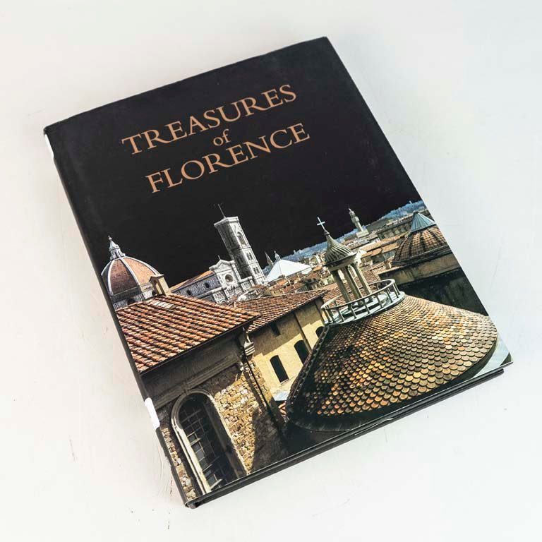 Libro Tesoros de Florencia Tapa Dura con Sobrecubierta