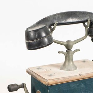 Teléfono Antiguo de Baquelita y Metal con Manivela - imagen 2
