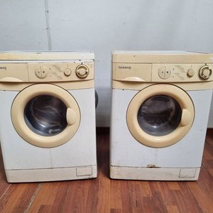 Lote anterior: Lote de 2 Lavarropas Frontales Panavox Blancos y Crema (60x50x85 cm)