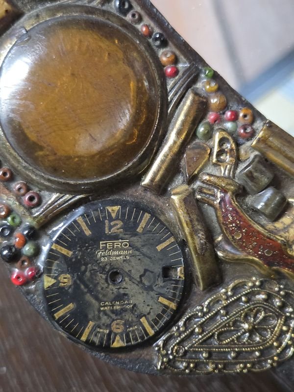Espejo artesanal con antigüedades varias - imagen 6