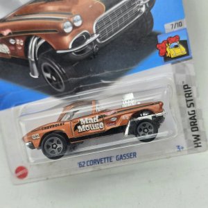 Hot Wheels Corvette Gasser 62 Edición HW Drag Strip - imagen 2