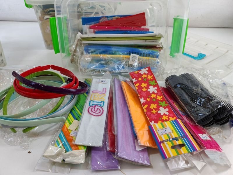 Artículos de Tocador y Papelería - Merceria - imagen 8
