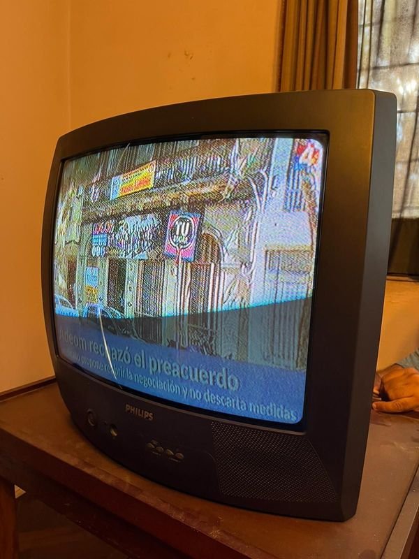 TV Philips Antigua Funcionando - Electrodomésticos - imagen 5