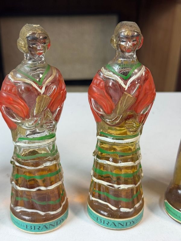 Colección de botellas pequeñas y únicas - imagen 7