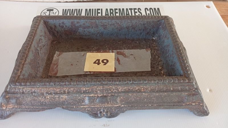 Lote anterior: Salivero antiguo de hierro para almacenamiento