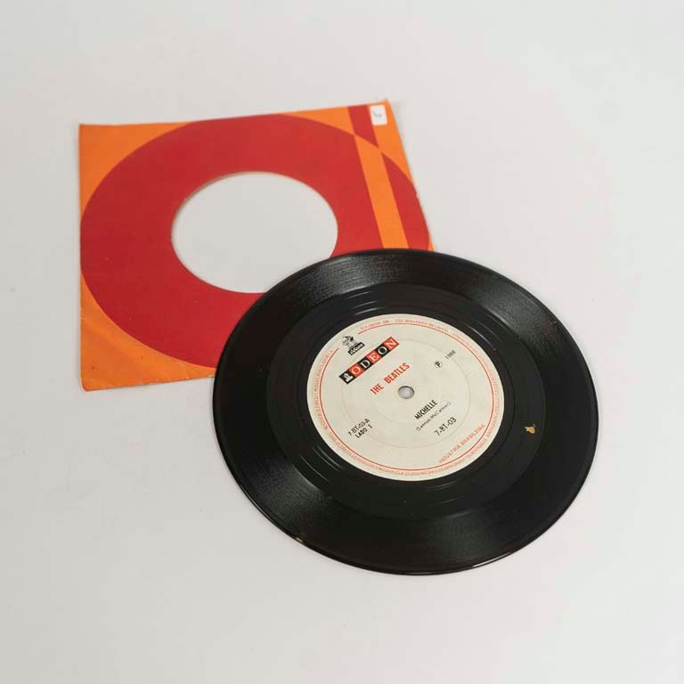 Disco Vinilo Single The Beatles - Michelle / Yesterday (Edición Brasil 1966)