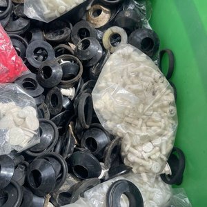 Cajón con Juntas de Apoyo de Válvula y Tornillos de Fijación - imagen 5