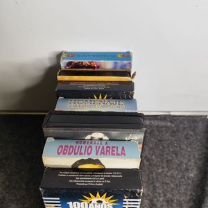 Lote de 7 VHS de Fútbol: Uruguay Campeón, Goles de Mundiales y Homenajes - imagen 3