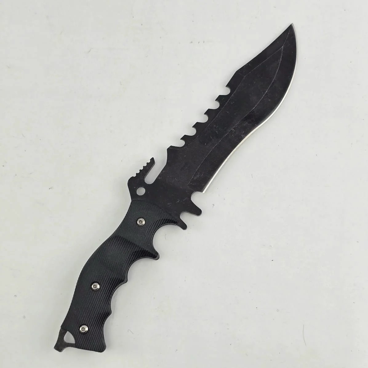 Cuchillo Táctico Negro con Vaina Negra
