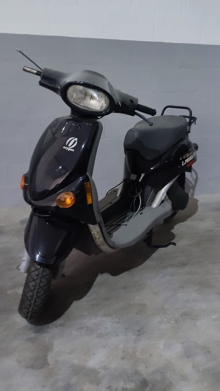 Item 869998 - Image 0