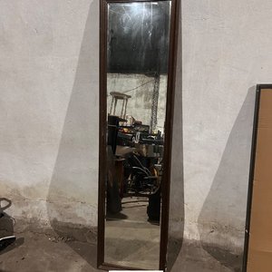 Espejo de Cuerpo Entero con Marco de Madera Oscura - imagen 3