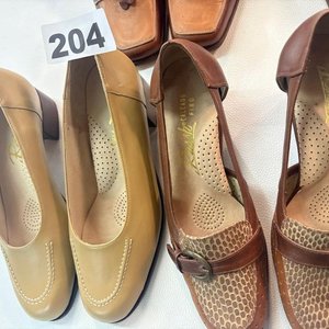 Lote de 5 Pares de Zapatos de Cuero para Mujer - Talle 36 - imagen 2