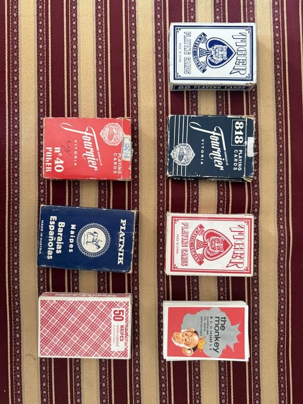 Lote de 7 Barajas de Cartas: Fournier, Piatnik, Española y Temática