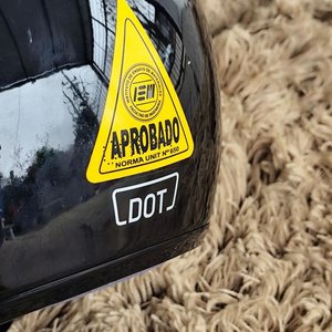 Casco Integral HJC Negro Aprobado DOT con Visera y Bolso Hardline - imagen 6