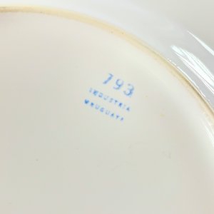Set de Loza Blanca: 81 Piezas con Fuentes, Tazas y Platos - imagen 4